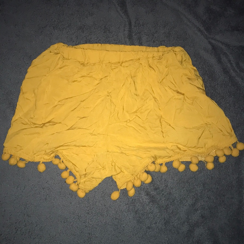 yellow shorts